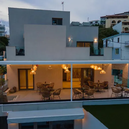 Niso Apartment Skiathos-Stadt