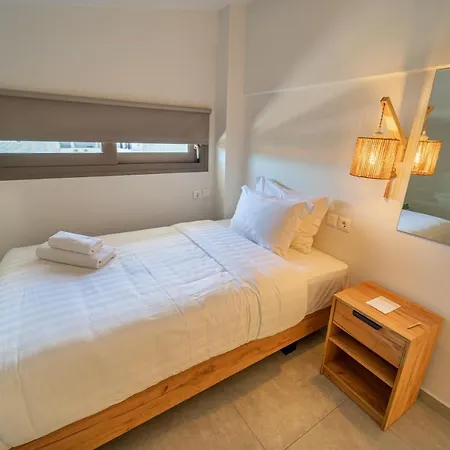 Niso * Skiathos-Stadt