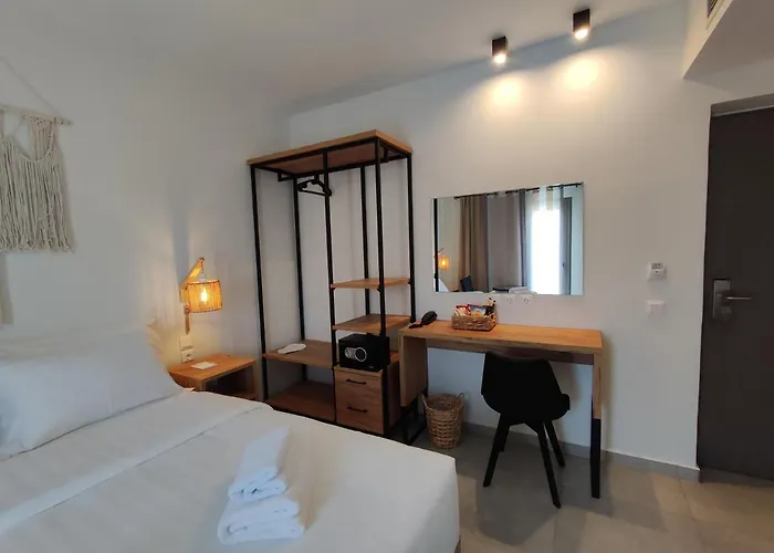 Niso Apartment Skiathos Town