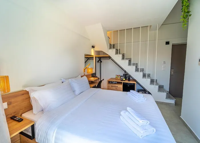 Niso Città di Skiathos