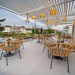 Niso Skiathos