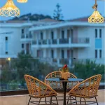 Niso * Skiathos