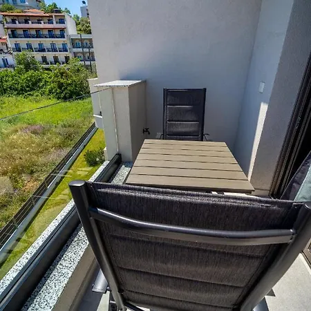 Apartament Niso *
