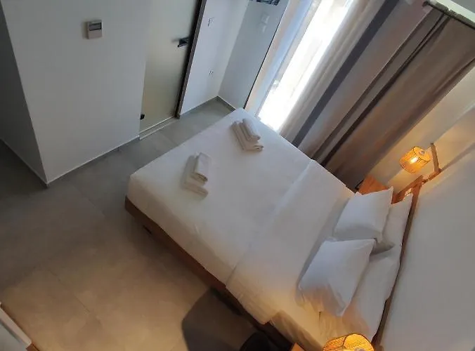 Niso * Σκιάθος Πόλη