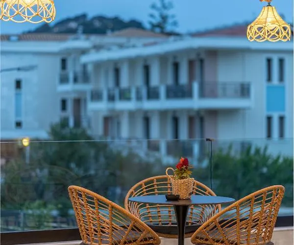 Niso * Skiathos Chora